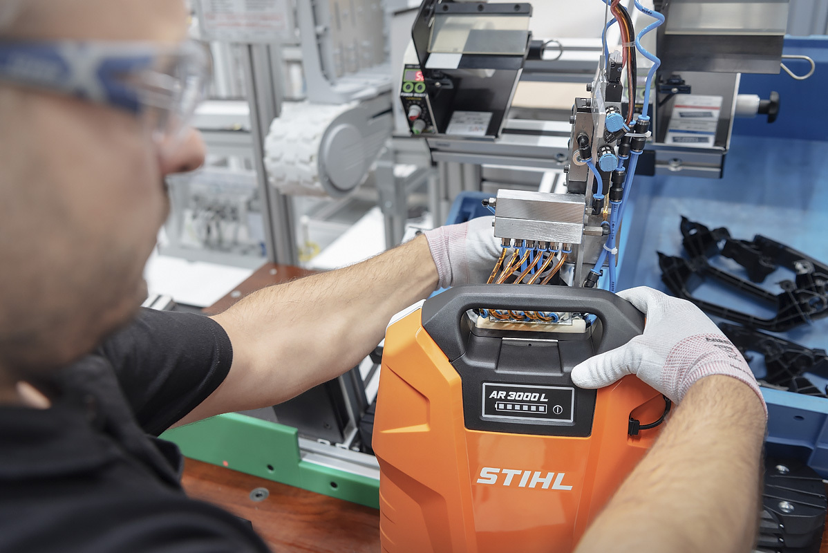 AR 3000L produksjonsbatteri